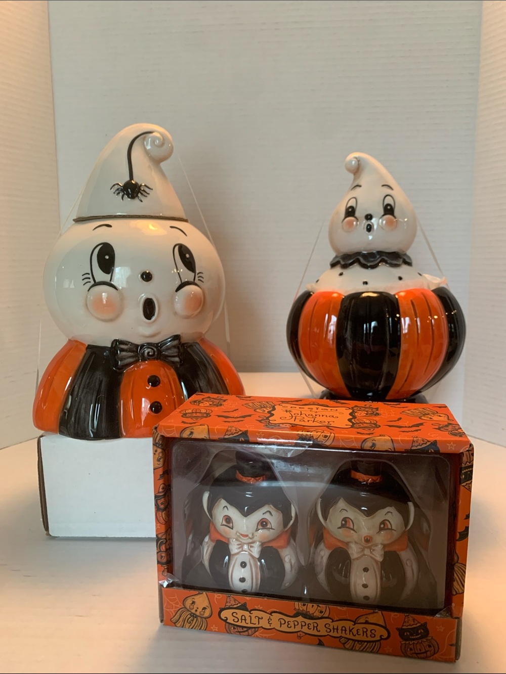 Vintage-Inspired Halloween Ceramic Ghost Set - Orange & Black